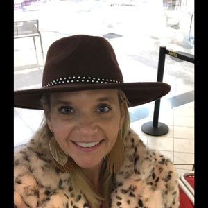 Meet your Posher, Nichole